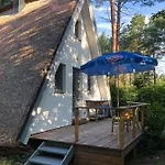 Dom wakacyjny Reetdach 1300qm Privatgrundstueck Bootssteg Sauna Templin Luebbesee Uckermark Erholung Pur Seenplatte