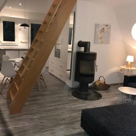 Дом отдыха Reetdach 1300qm Privatgrundstueck Bootssteg Sauna Templin Luebbesee Uckermark Erholung Pur Seenplatte Petersdorf (Uckermark)