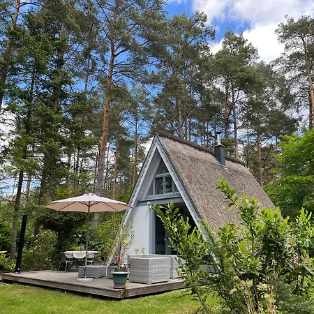 Дом отдыха Reetdach 1300qm Privatgrundstueck Bootssteg Sauna Templin Luebbesee Uckermark Erholung Pur Seenplatte