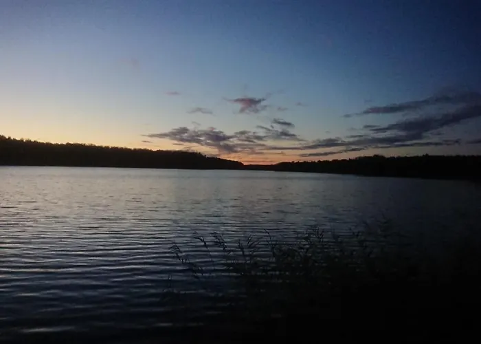 Reetdach 1300qm Privatgrundstück Bootssteg Sauna Templin Lübbesee Uckermark Erholung Pur Seenplatte * Petersdorf (Uckermark)