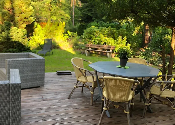 Ferienhaus Reetdach 1300qm Privatgrundstück Bootssteg Sauna Templin Lübbesee Uckermark Erholung Pur Seenplatte