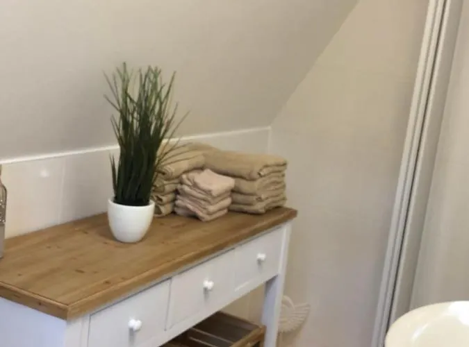 Reetdach 1300qm Privatgrundstück Bootssteg Sauna Templin Lübbesee Uckermark Erholung Pur Seenplatte Petersdorf (Uckermark)