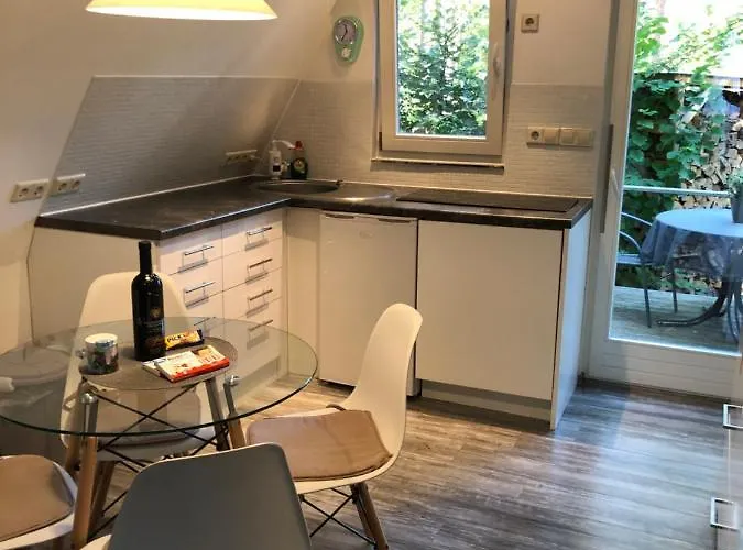 Reetdach 1300qm Privatgrundstück Bootssteg Sauna Templin Lübbesee Uckermark Erholung Pur Seenplatte Petersdorf (Uckermark)