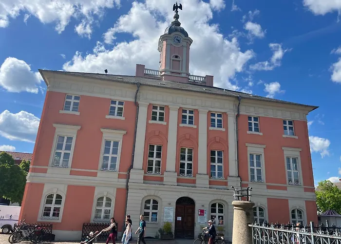 Ferienhaus Reetdach 1300qm Privatgrundstück Bootssteg Sauna Templin Lübbesee Uckermark Erholung Pur Seenplatte